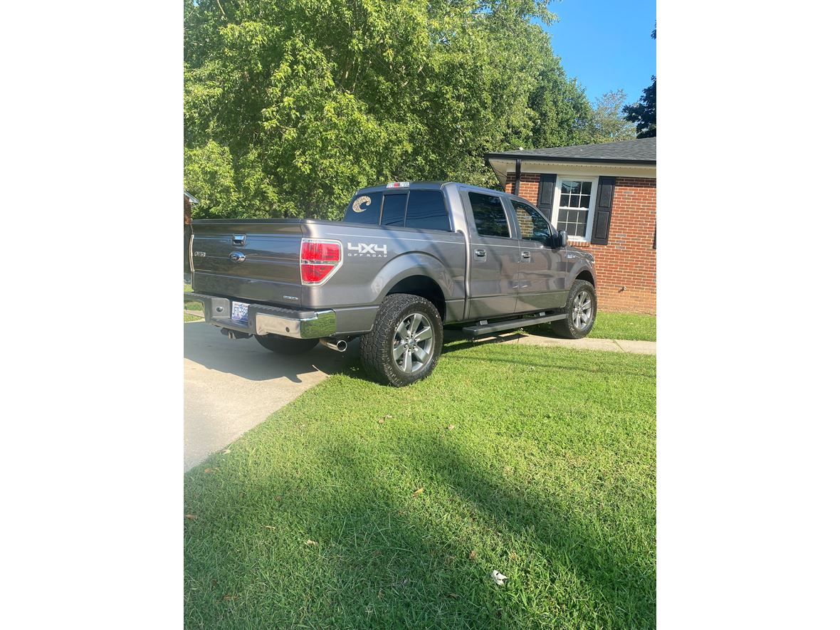 2013 Ford F150 for sale by owner in Burlington