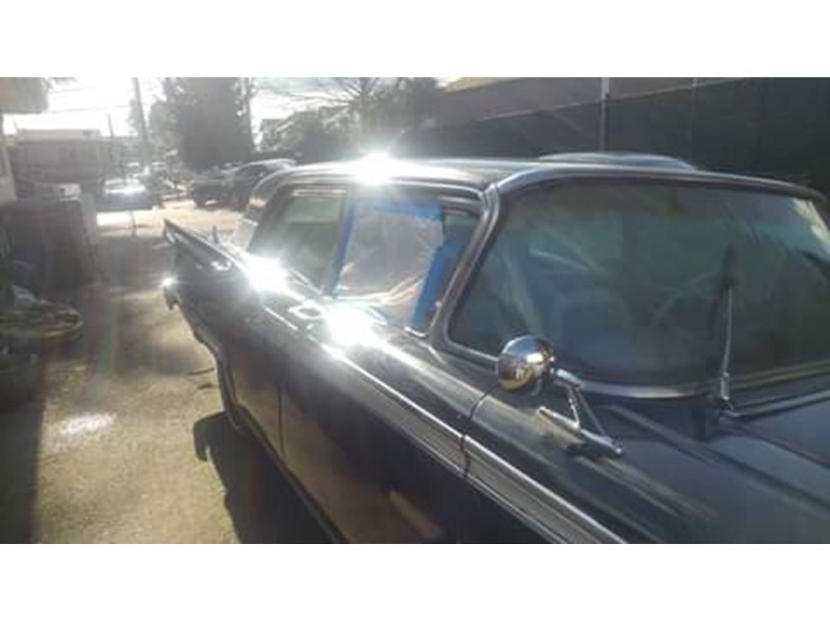 1959 Ford Fairlane galaxy 500 for sale by owner in Tacoma