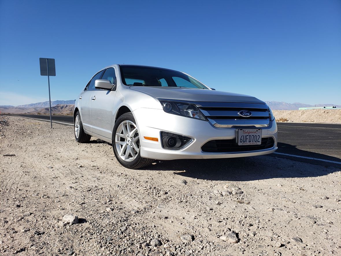 2012 Ford Fusion for sale by owner in Las Vegas