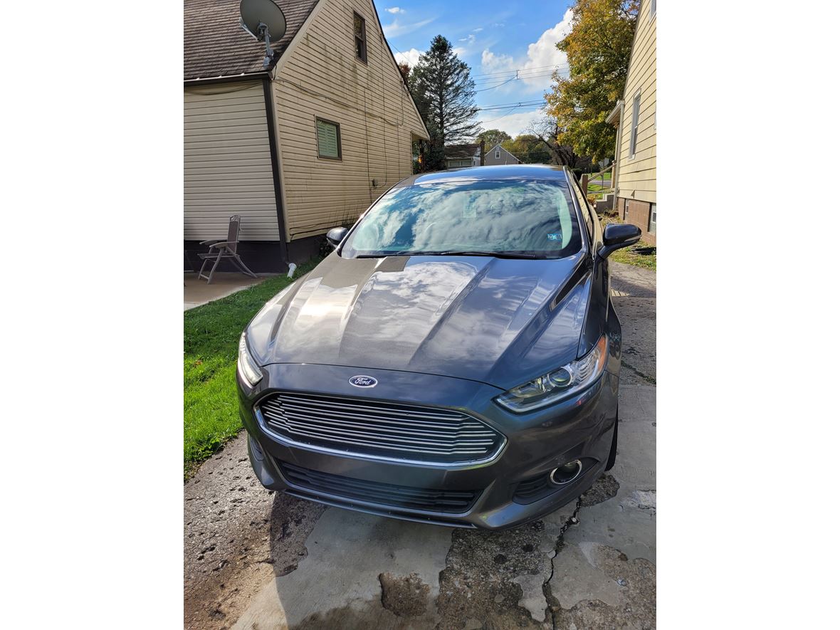 2016 Ford Fusion for sale by owner in New Castle