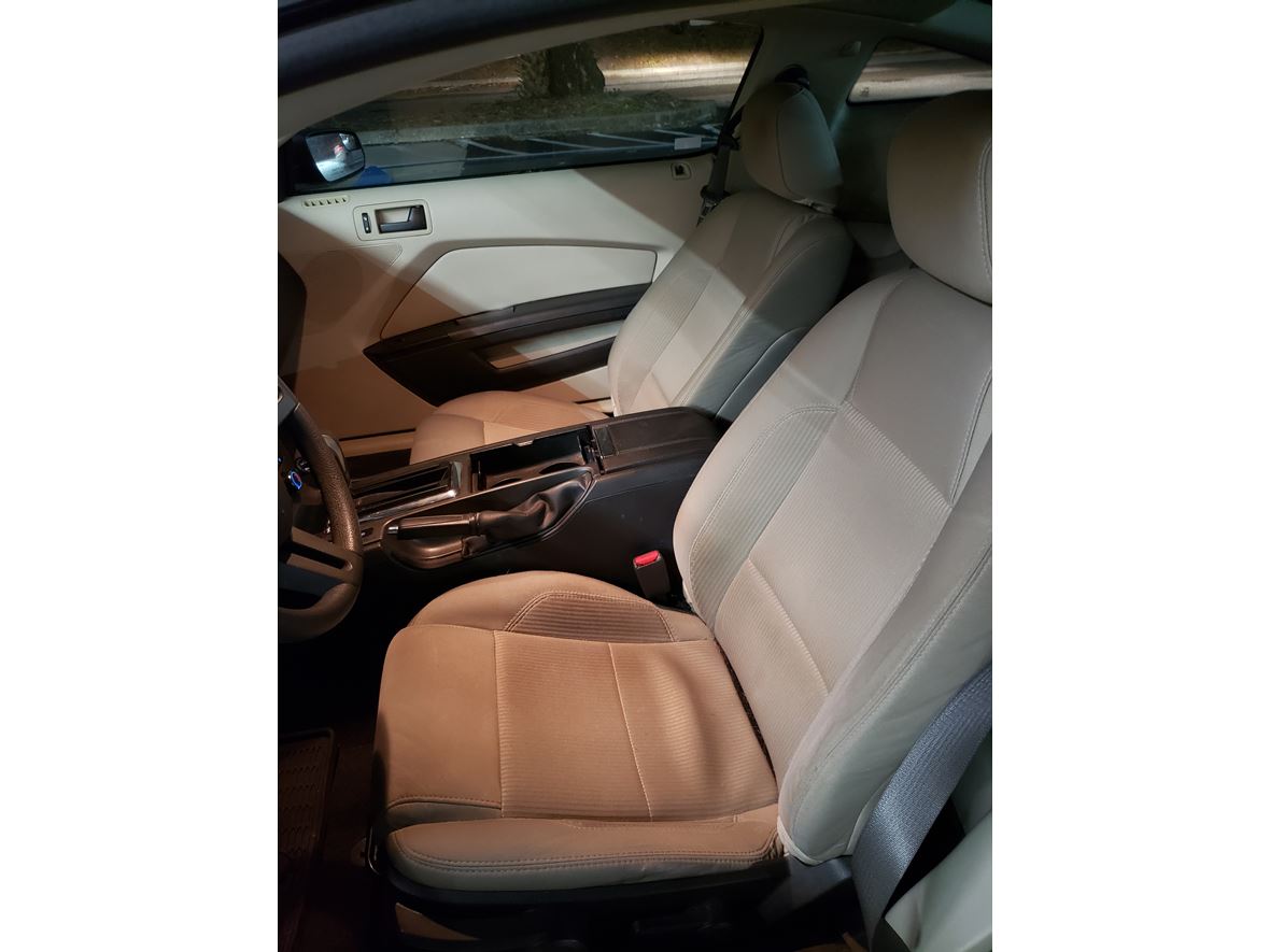 2011 Ford Mustang for sale by owner in Palm Harbor