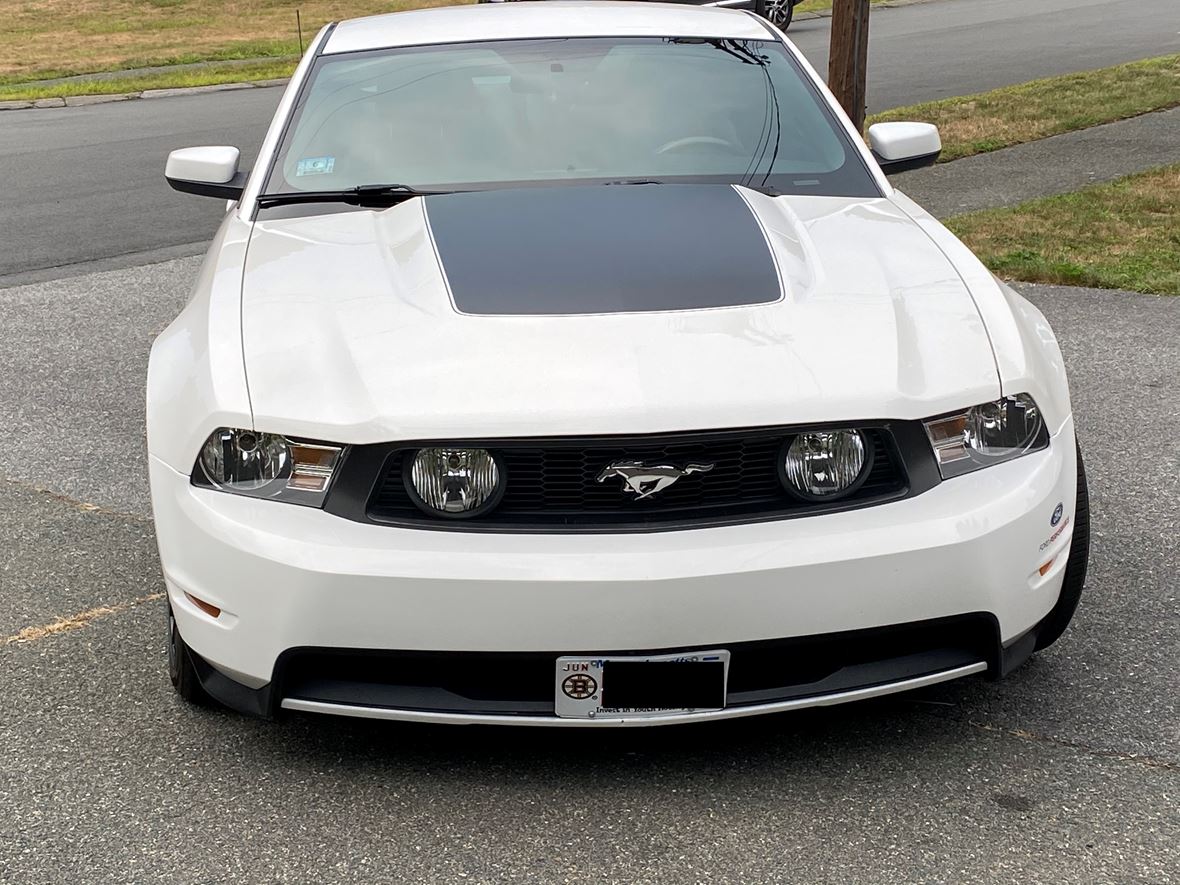 2012 Ford Mustang for sale by owner in Danvers