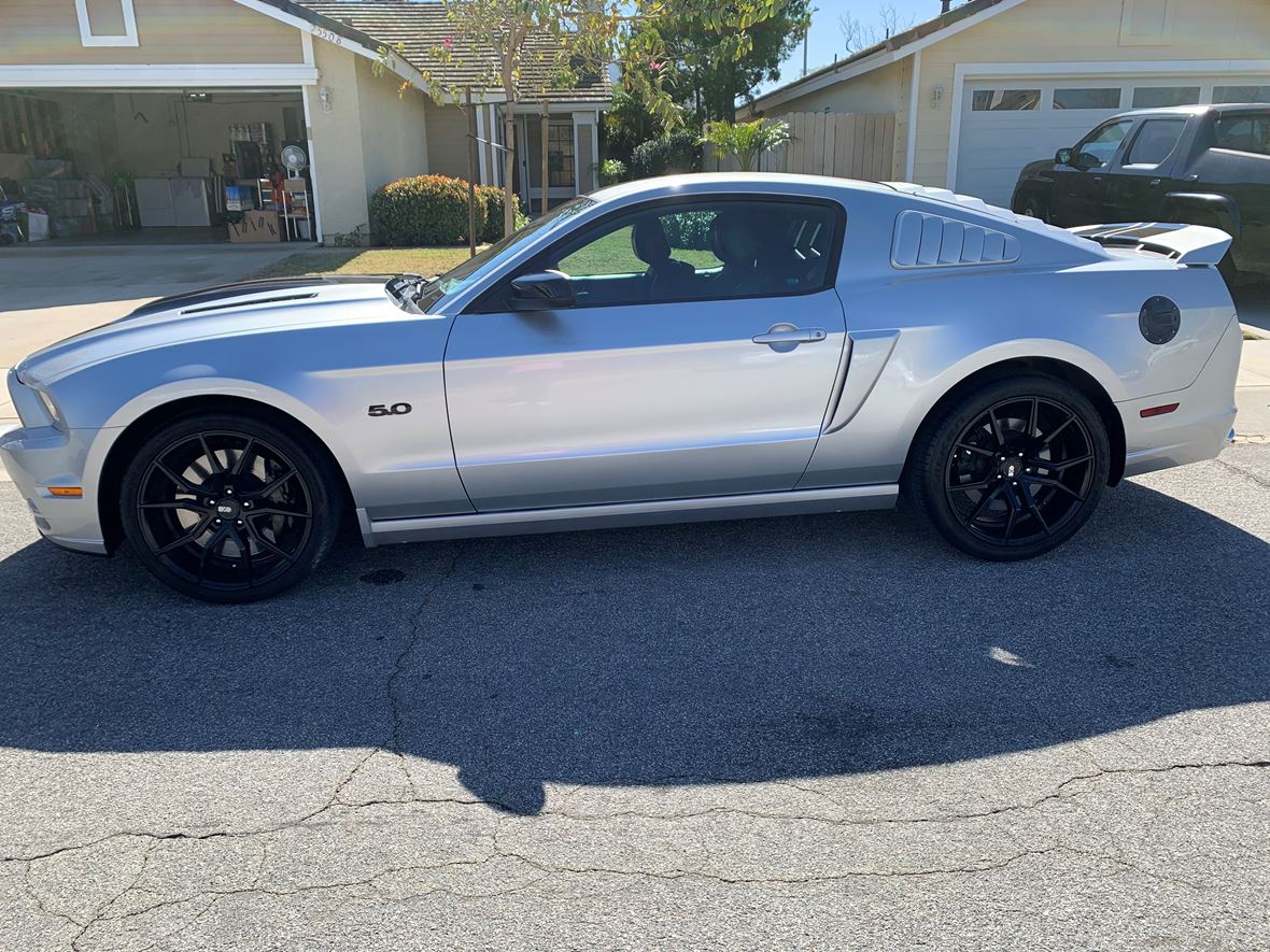 2013 Ford Mustang for Sale by Owner in Moorpark, CA 93021