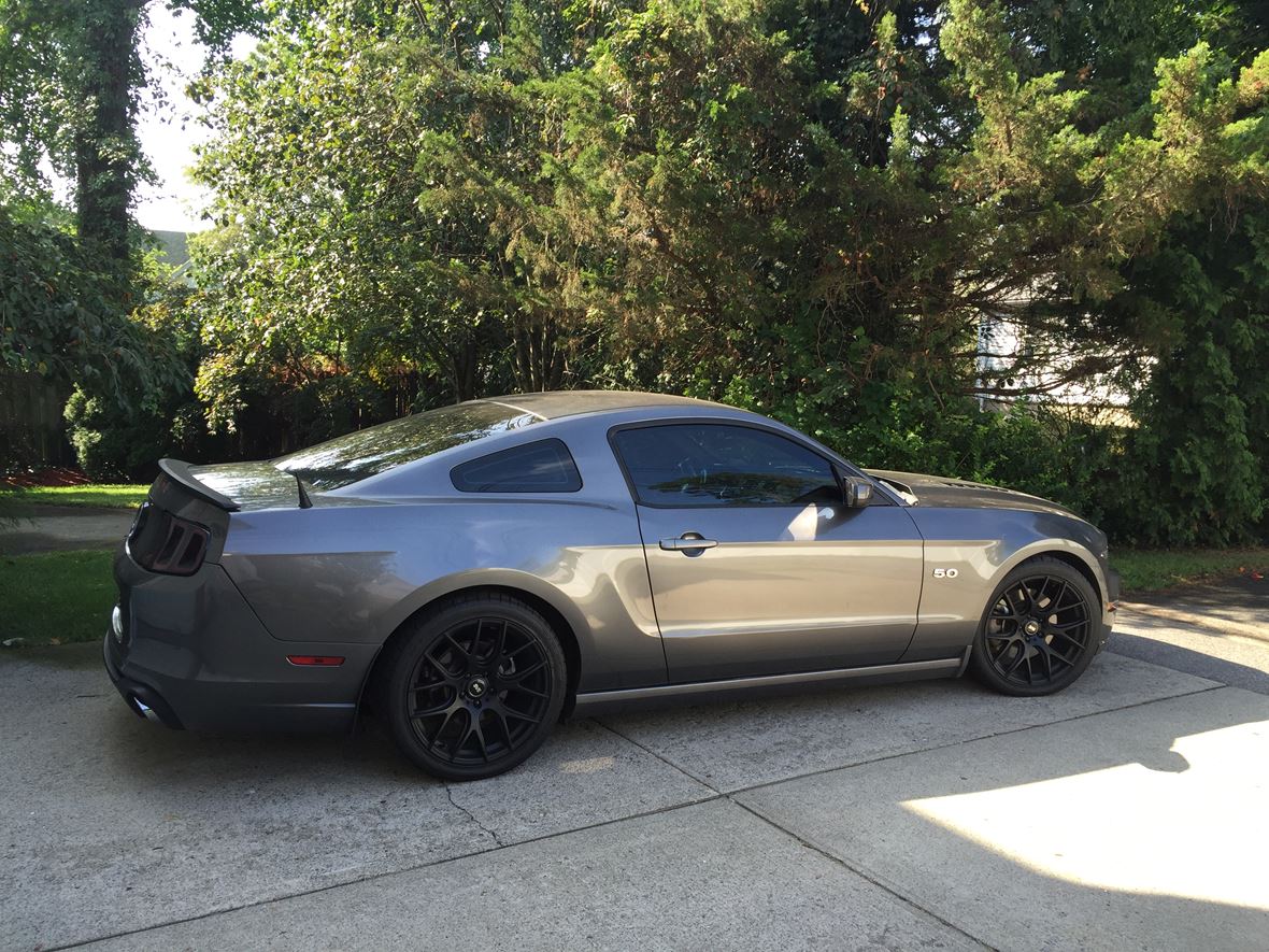 2014 Ford Mustang for sale by owner in Staten Island