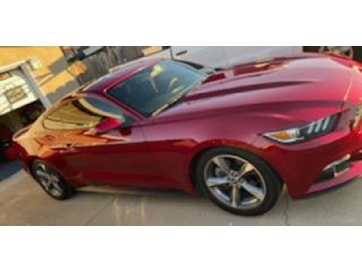 2015 Ford Mustang for sale by owner in Salinas