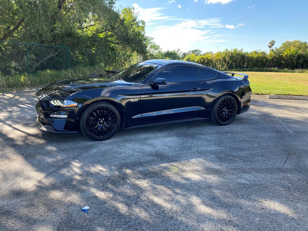 2019 Ford Mustang for sale by owner in Homestead