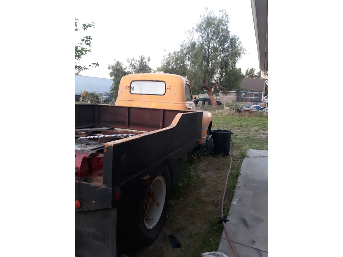 1950 GMC 450 flatbed for sale by owner in Sun City