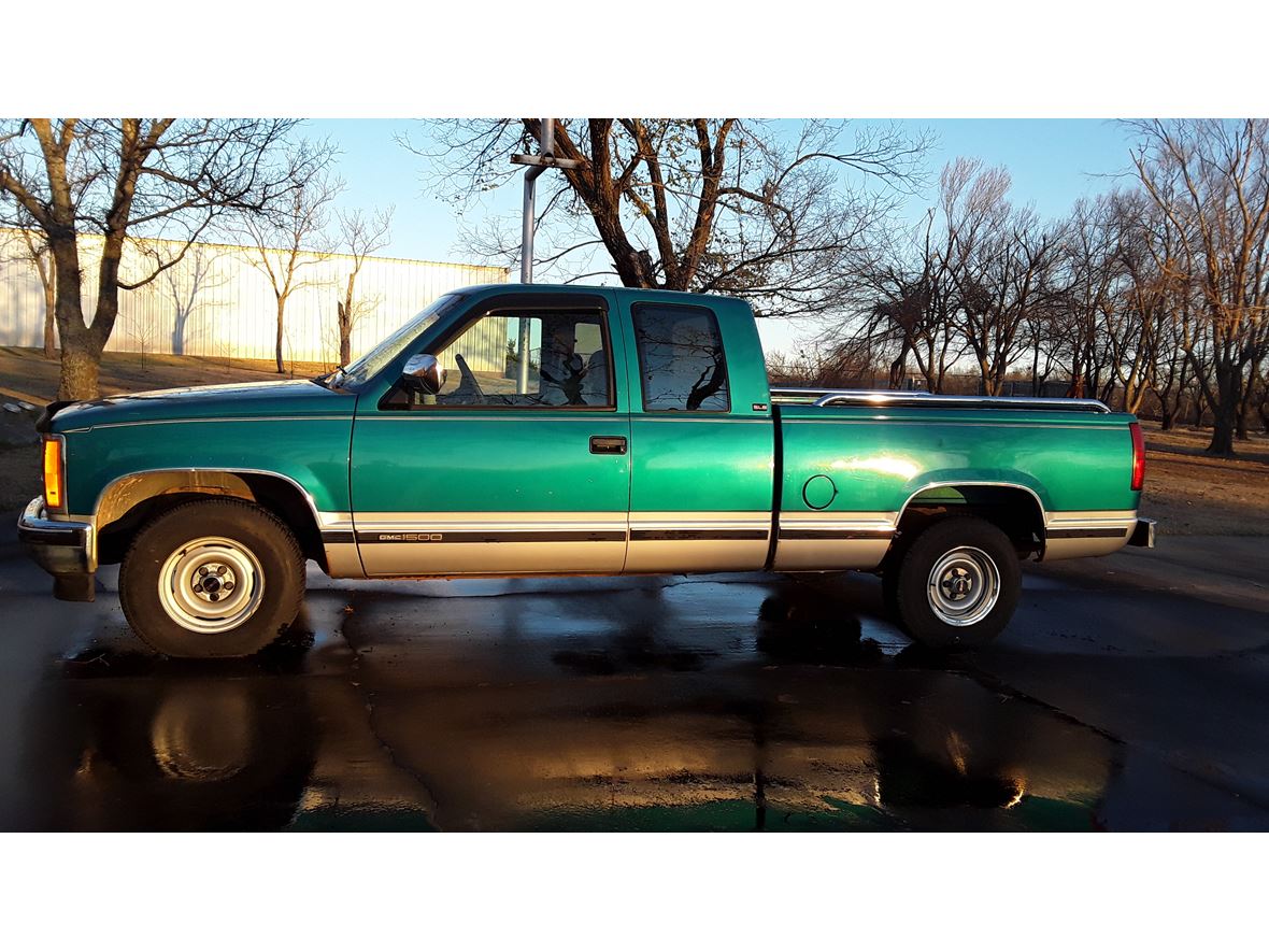 1993 GMC Sierra for sale by owner in Oklahoma City