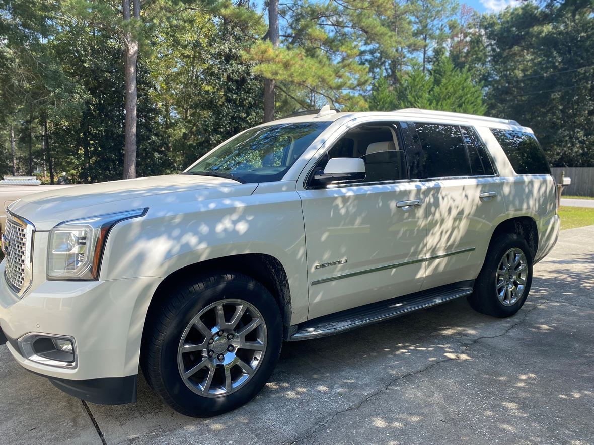 2015 GMC Yukon for sale by owner in Camden