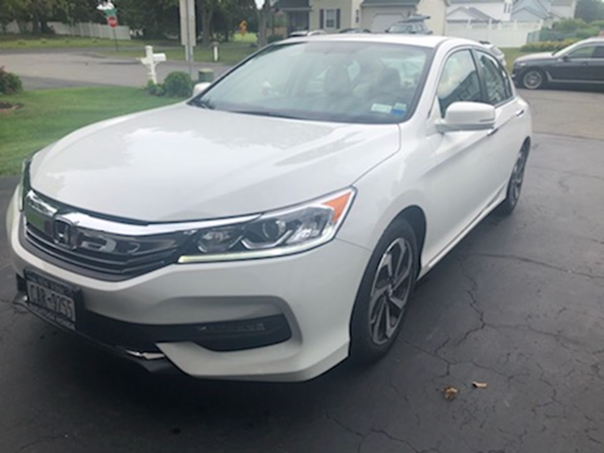 2017 Honda Accord for sale by owner in Latham