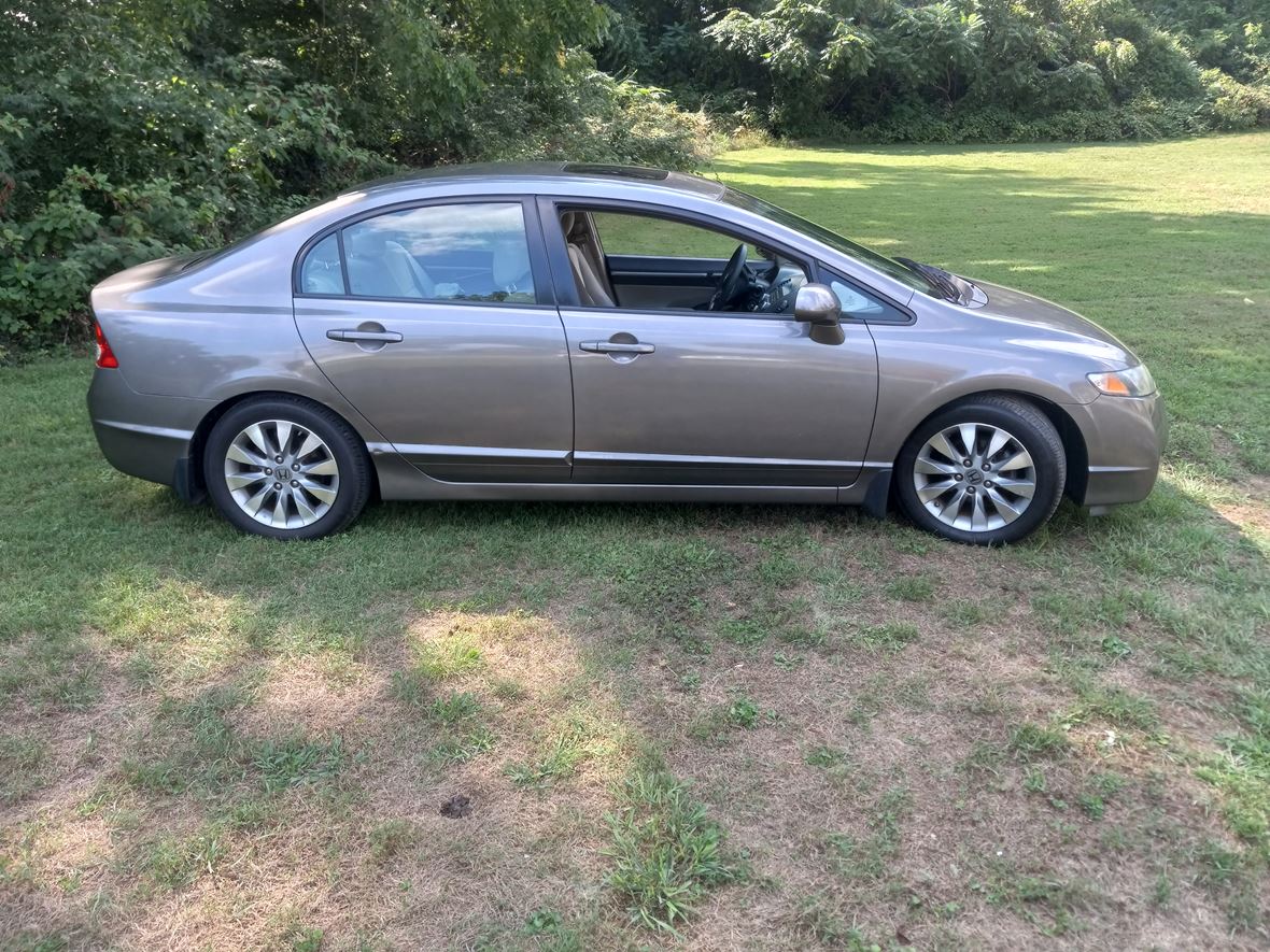 2009 Honda Civic for sale by owner in Roanoke