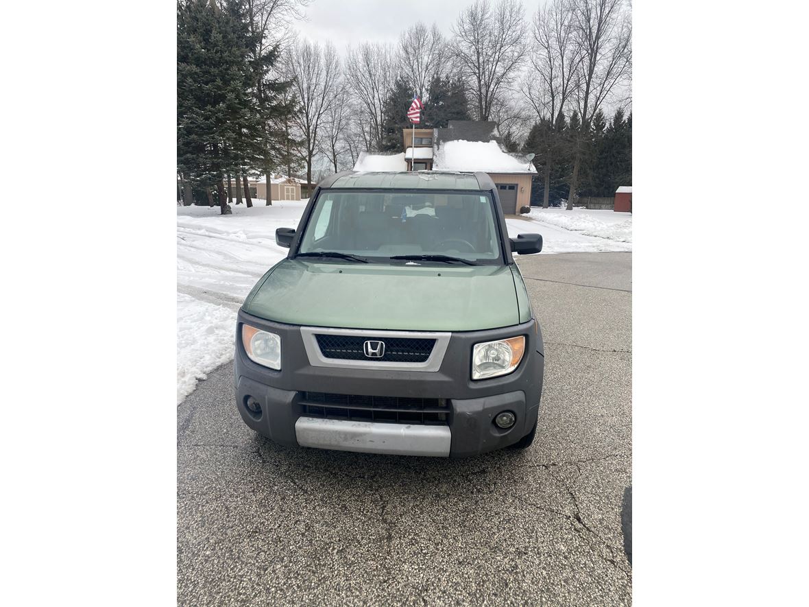 2003 Honda Element for Sale by Private Owner in Chesterton, IN 46304
