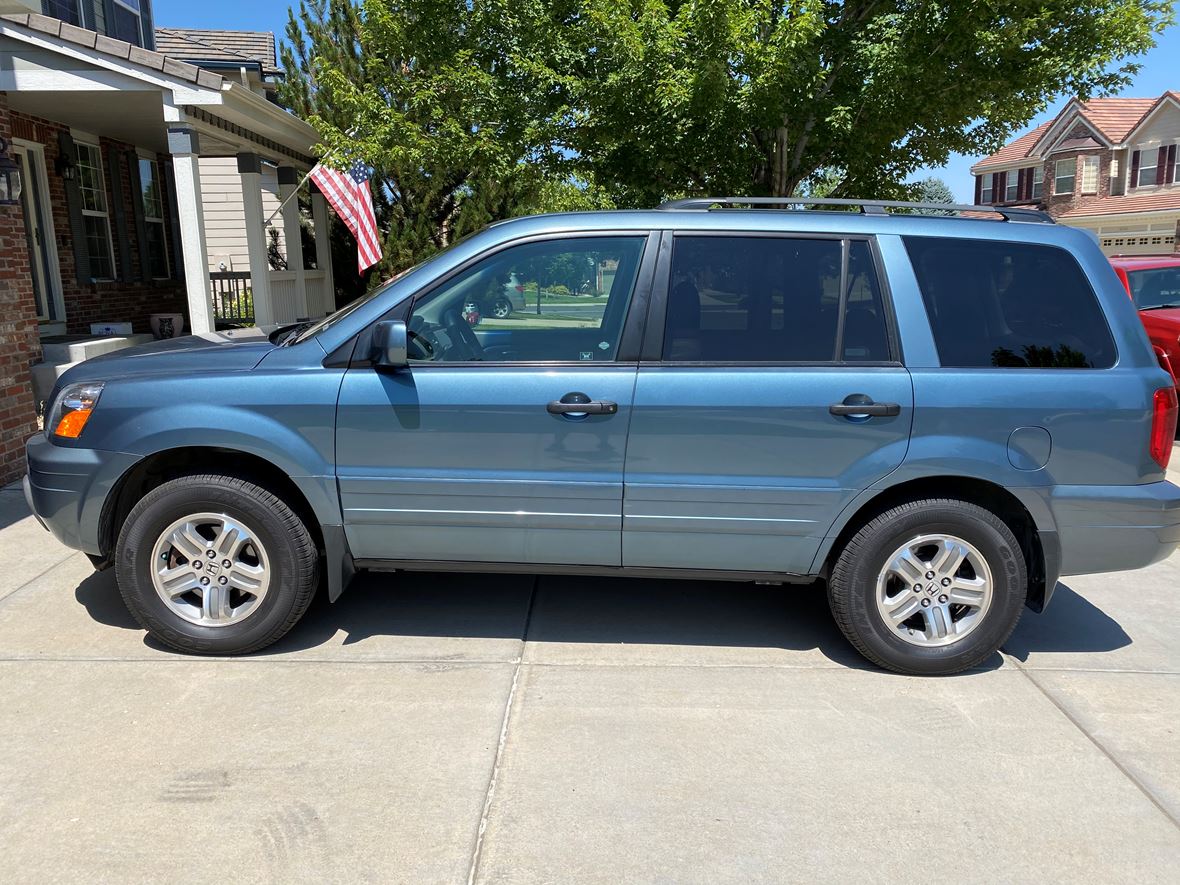 2005 Honda Pilot for sale by owner in Aurora
