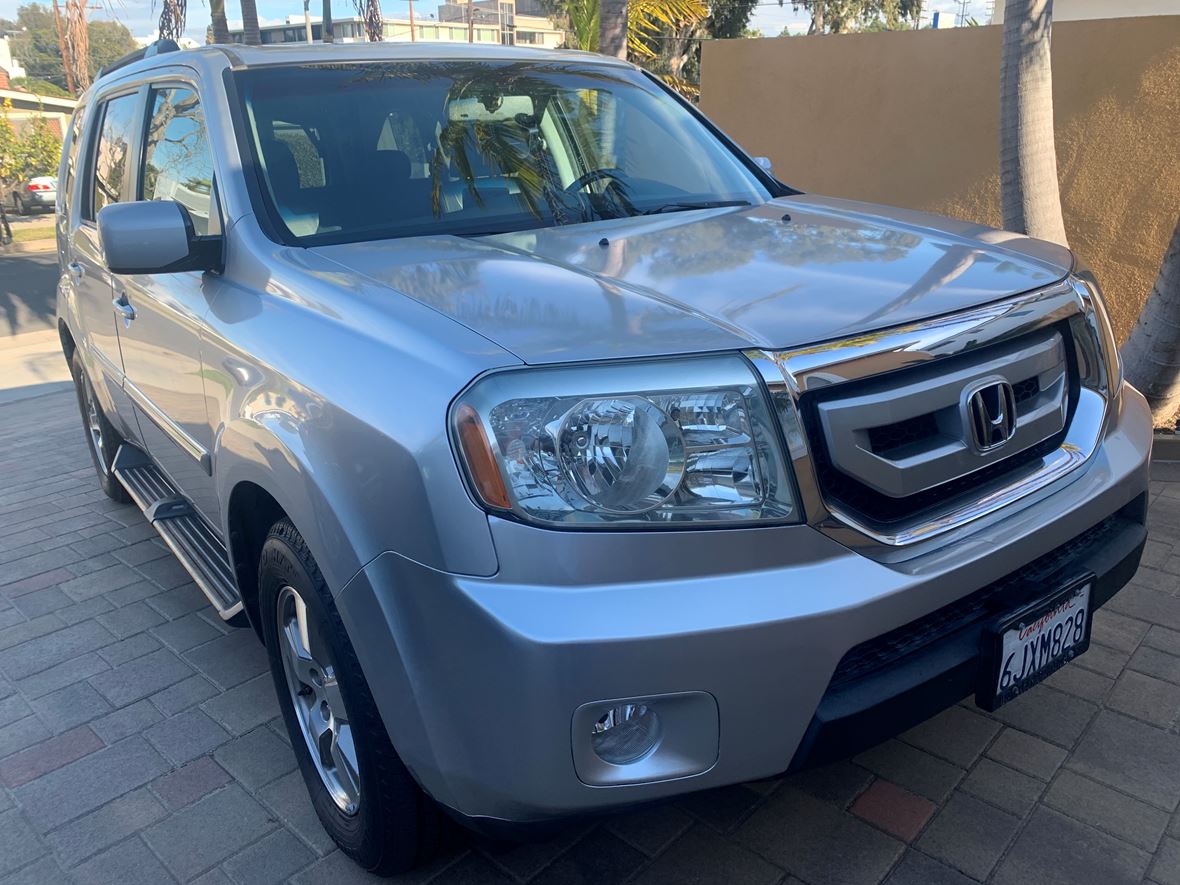 2010 Honda Pilot for sale by owner in Playa del Rey