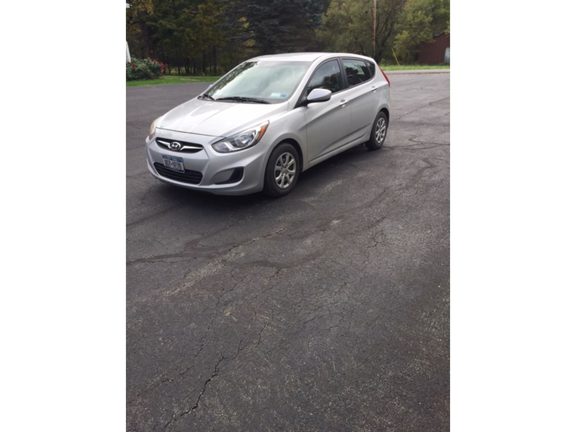 2014 Hyundai Accent for Sale by Owner in West Winfield, NY 13491
