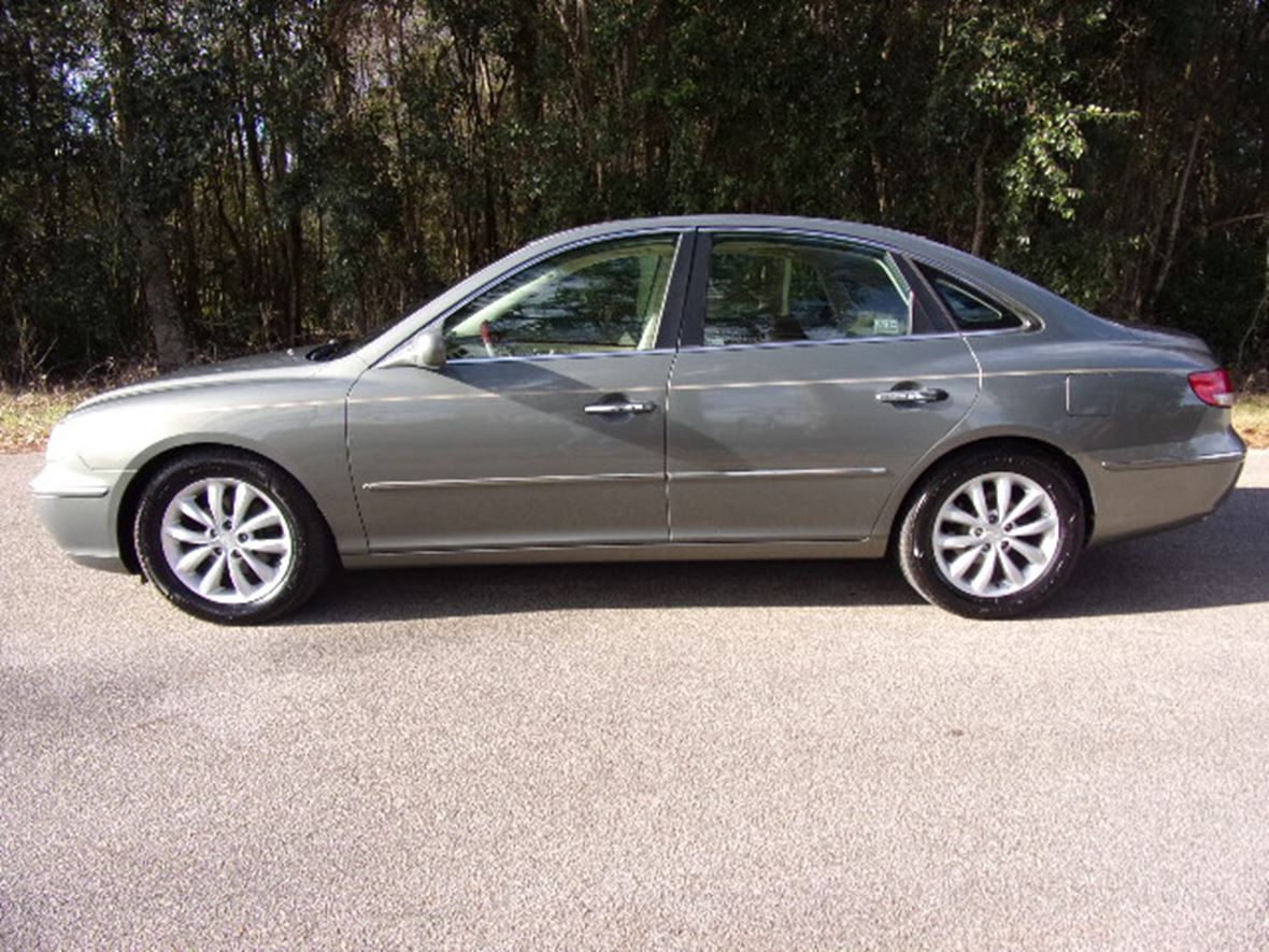 2006 Hyundai Azera for sale by owner in Greenville
