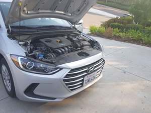 Silver 2017 Hyundai Elantra