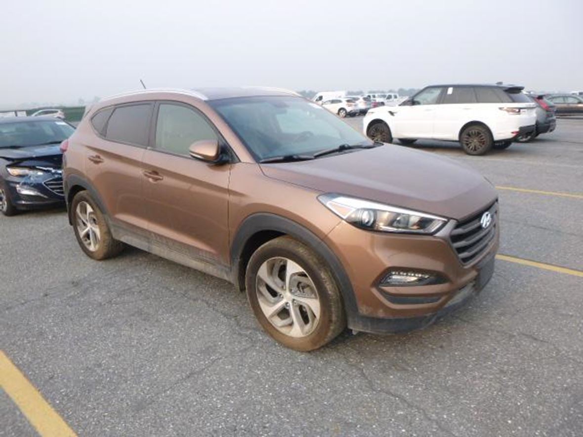 2016 Hyundai Tucson for sale by owner in Camp Point