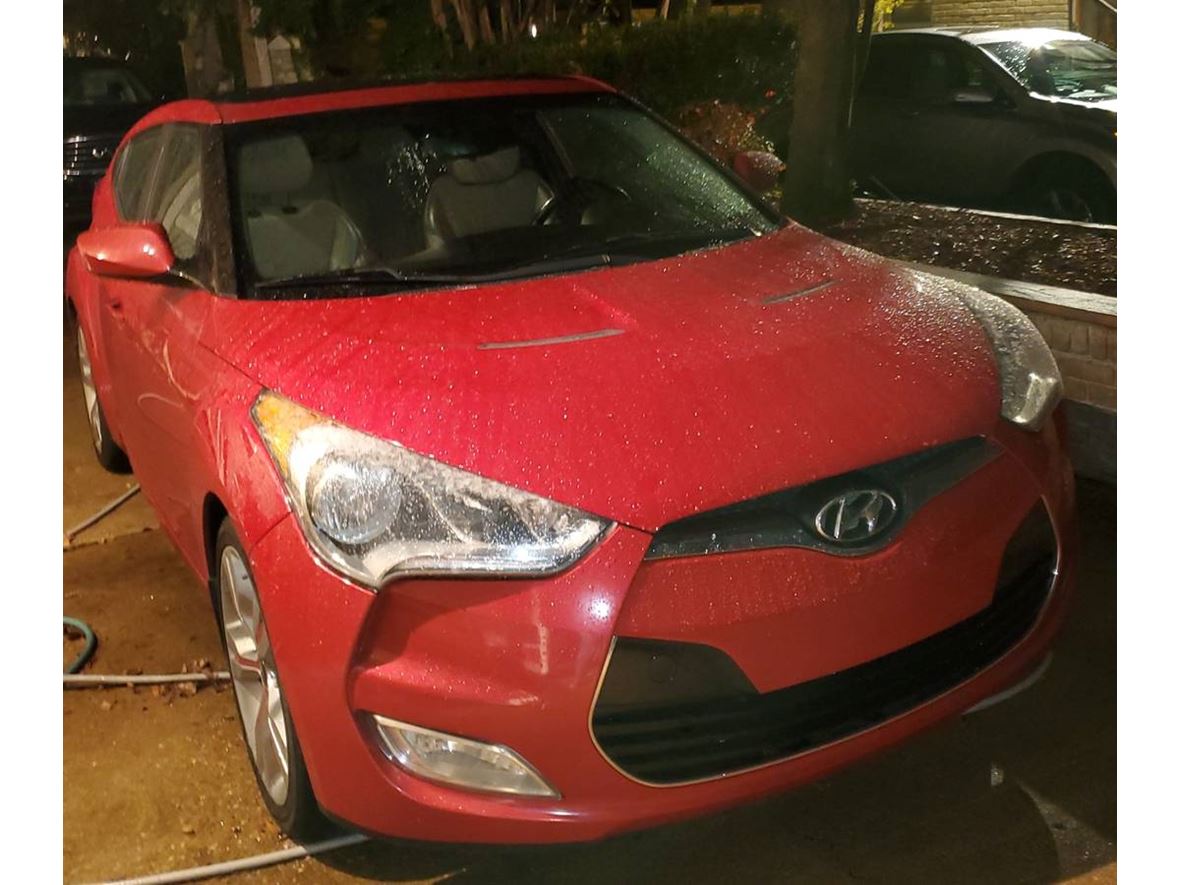 2013 Hyundai Veloster for sale by owner in Memphis