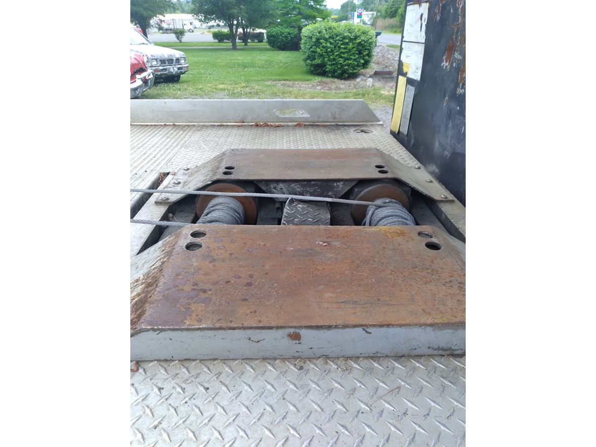 2005 International 4300. DT466 Sale by Owner in Sebree, KY 42455