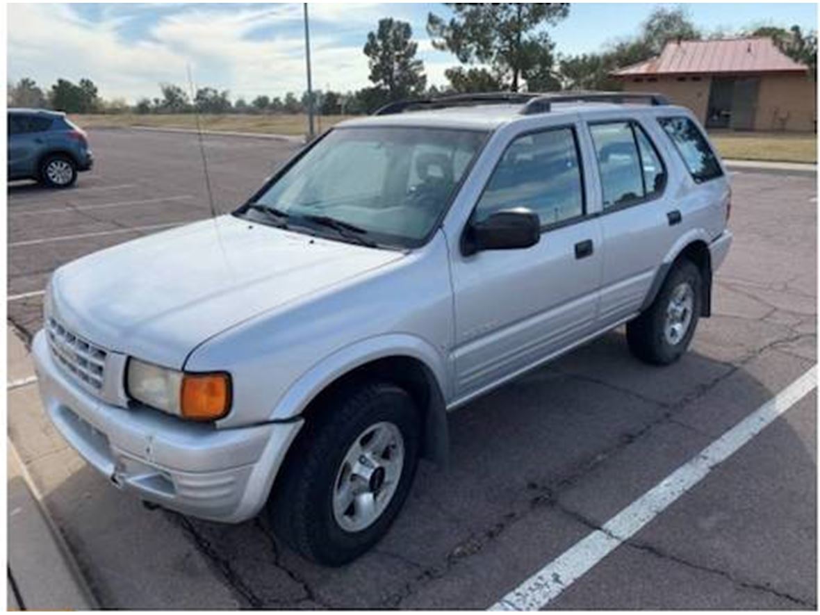 1999 Isuzu Rodeo for sale by owner in Tucson