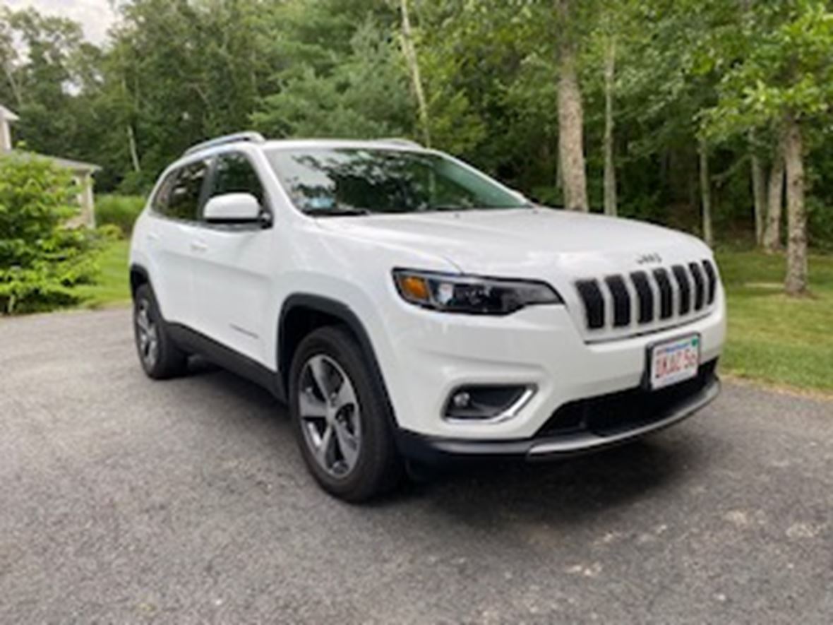 2019 Jeep Cherokee for sale by owner in Rehoboth
