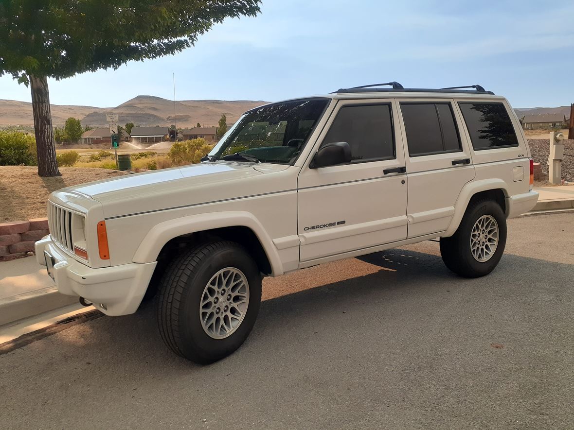 1998 Jeep Cherokee XJ for sale by owner in Sparks