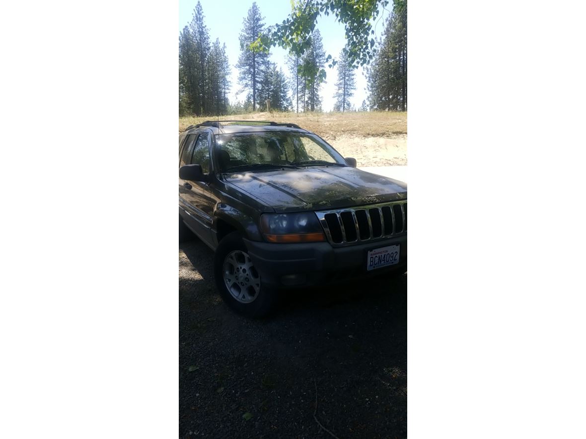 2000 Jeep Grand Cherokee  for sale by owner in Kettle Falls