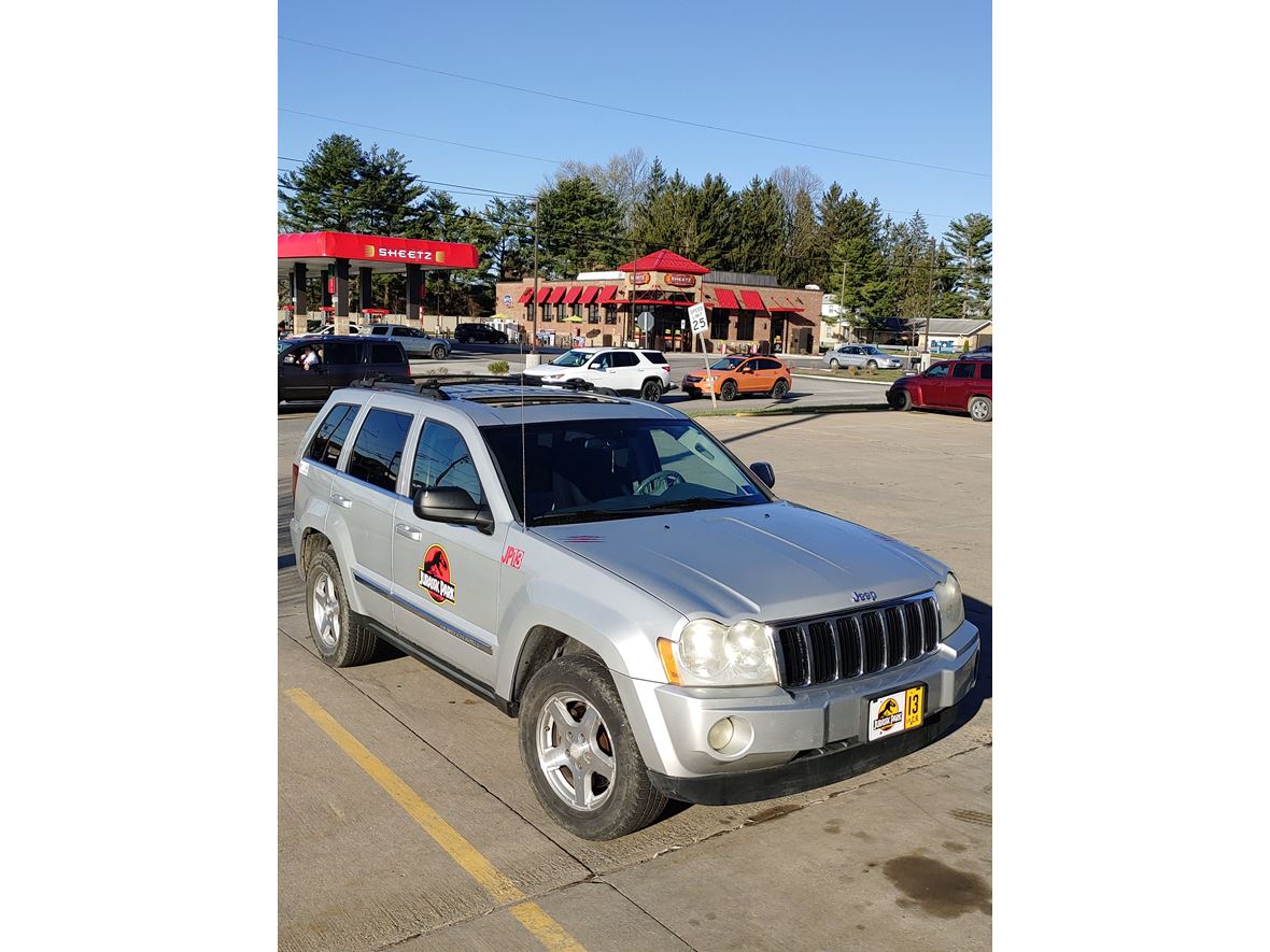 2005 Jeep Grand Cherokee for sale by owner in Morgantown