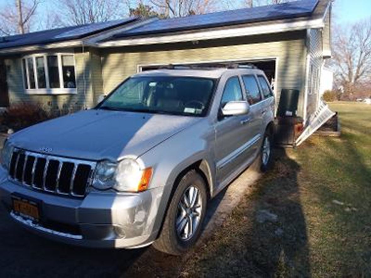 2010 Jeep Grand Cherokee for sale by owner in Wallkill