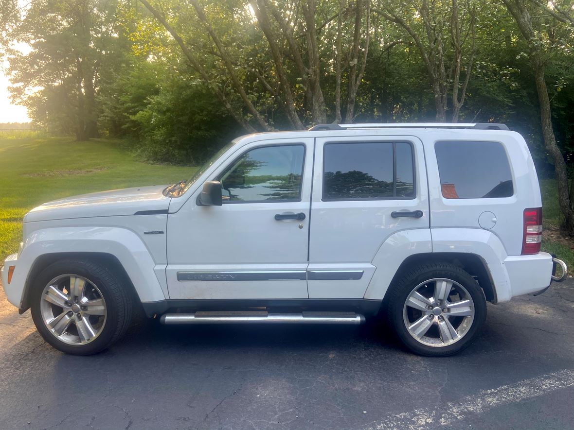 2012 Jeep Liberty for sale by owner in Saint Louis