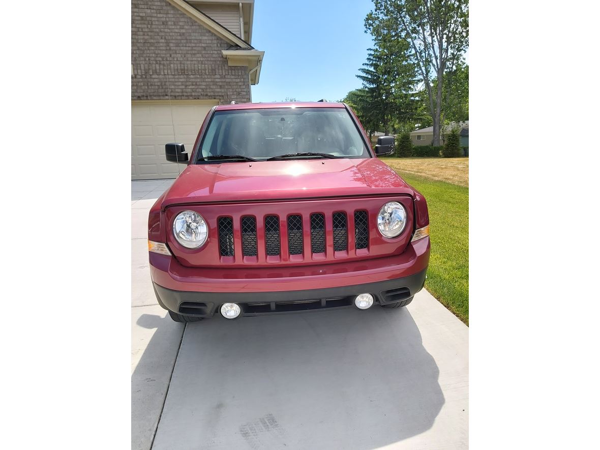 2016 Jeep Patriot for sale by owner in Sterling Heights