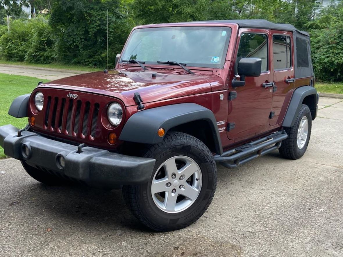 2010 Jeep Wrangler Unlimited for sale by owner in Meadville