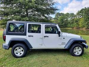 White 2016 Jeep Wrangler Unlimited