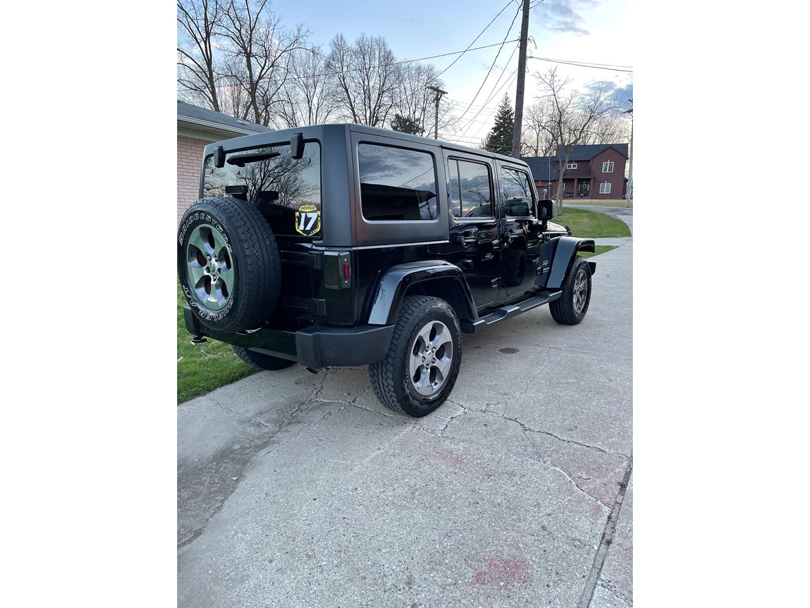 2016 Jeep Wrangler Unlimited for sale by owner in Sterling Heights