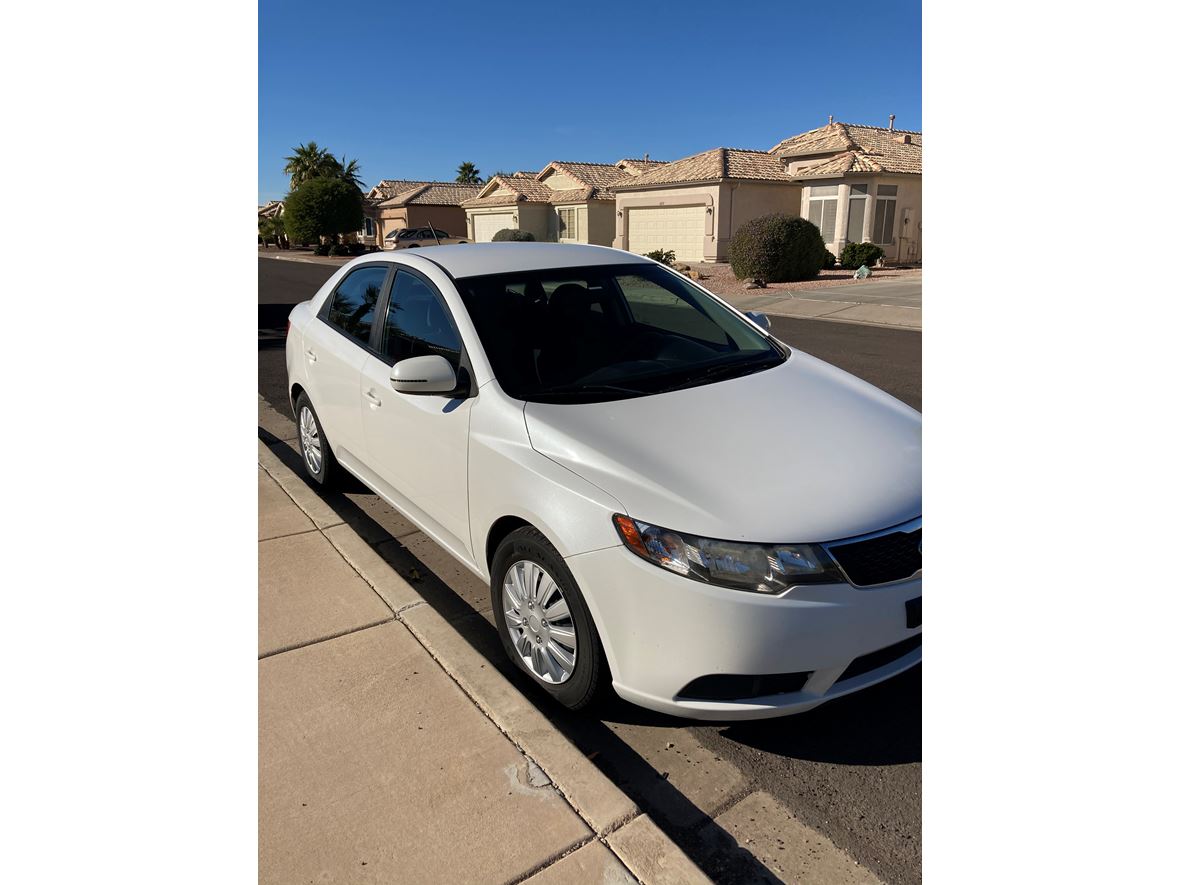 2013 Kia Forte for sale by owner in Peoria