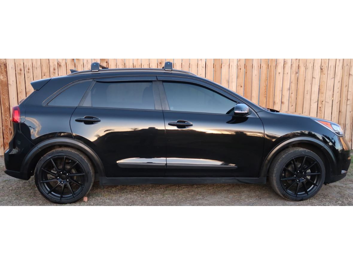 2017 Kia Niro for sale by owner in Kennewick