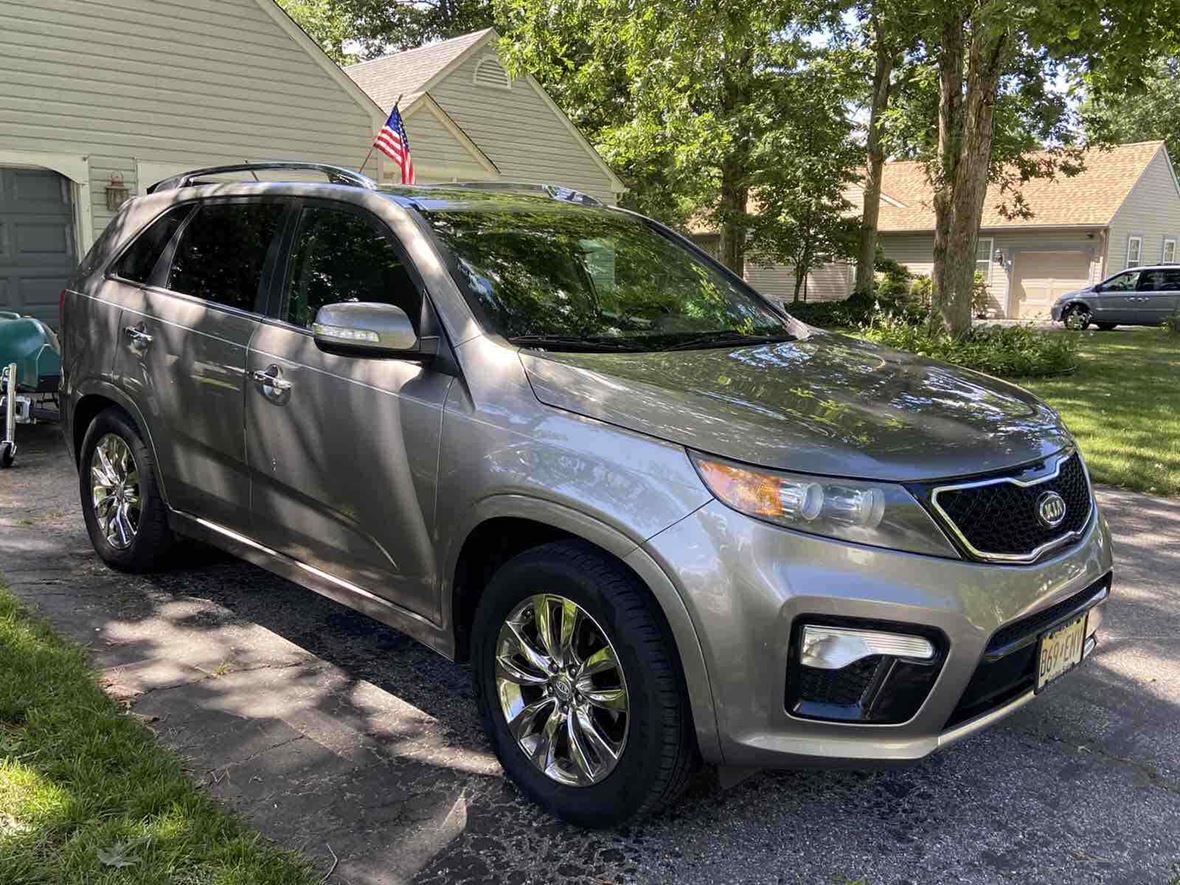 2012 Kia Sorento SX for sale by owner in Newark