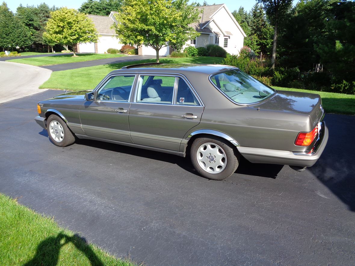 1988 MercedesBenz 420SEL Classic Car Holland, MI 49424