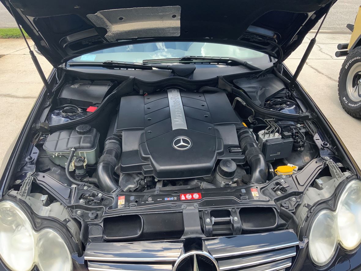 2004 Mercedes-Benz CLK-Class for sale by owner in Melbourne