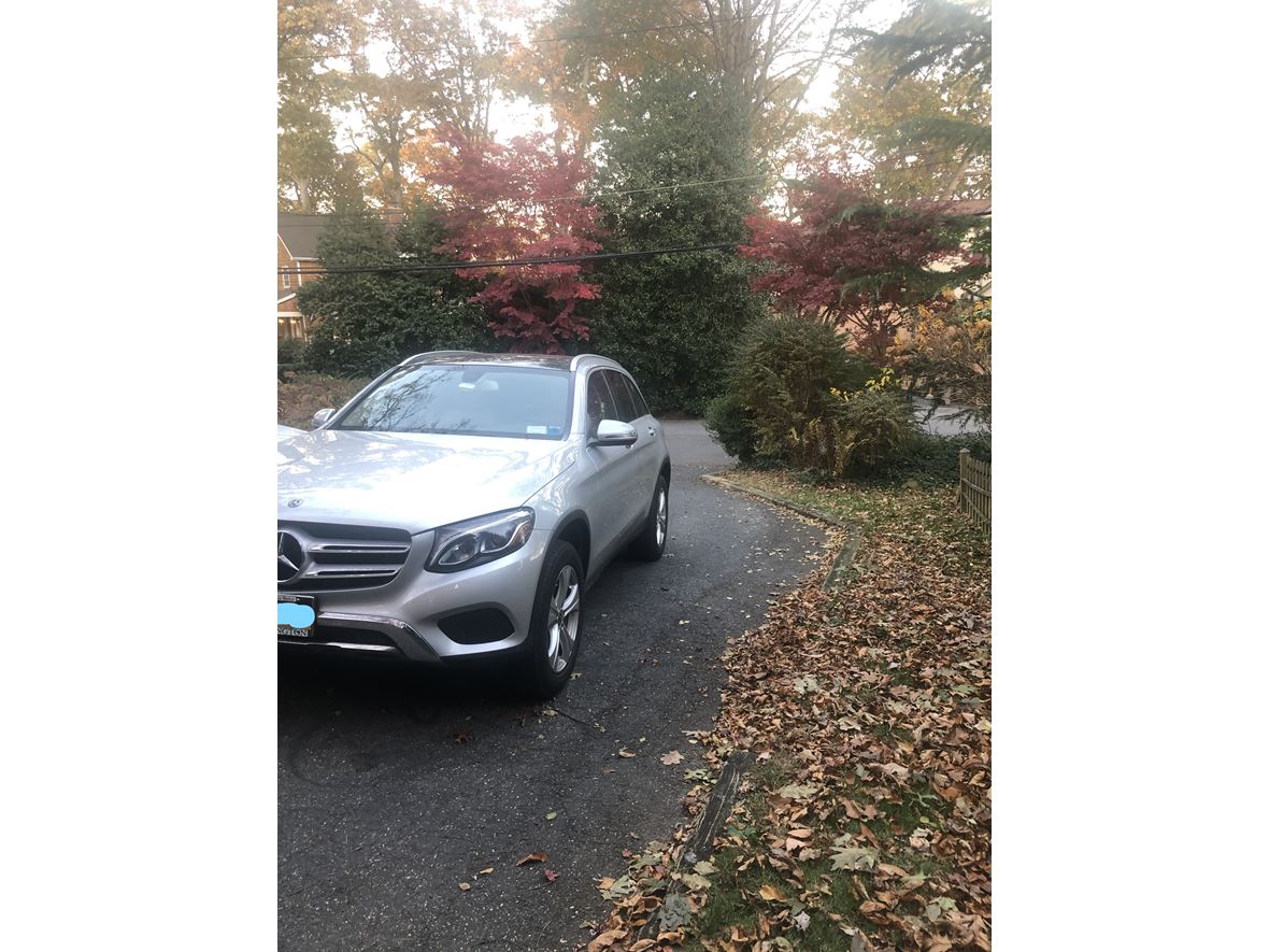2018 Mercedes-Benz GLC-Class for sale by owner in New York