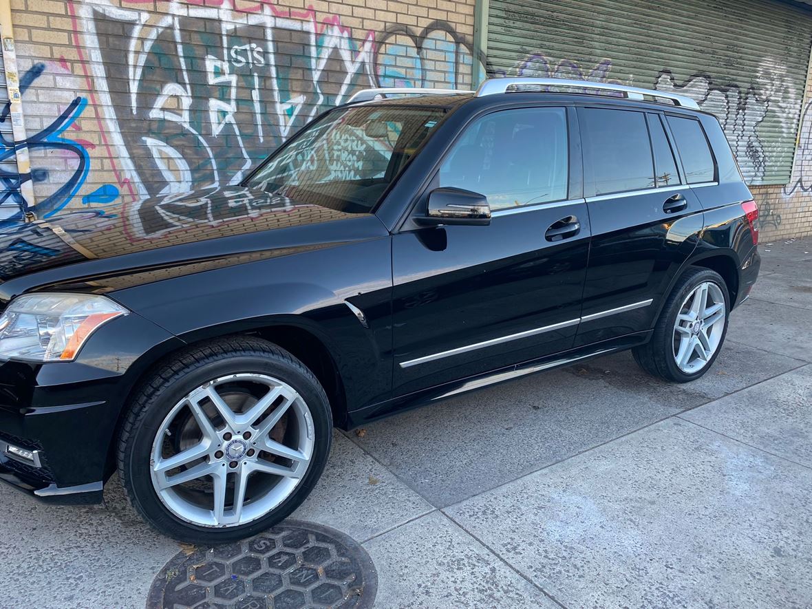 2011 Mercedes-Benz GLK-Class for sale by owner in Randallstown