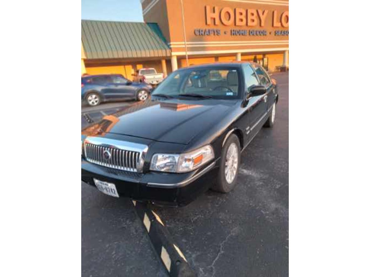 2011 Mercury Grand Marquis for sale by owner in Ada