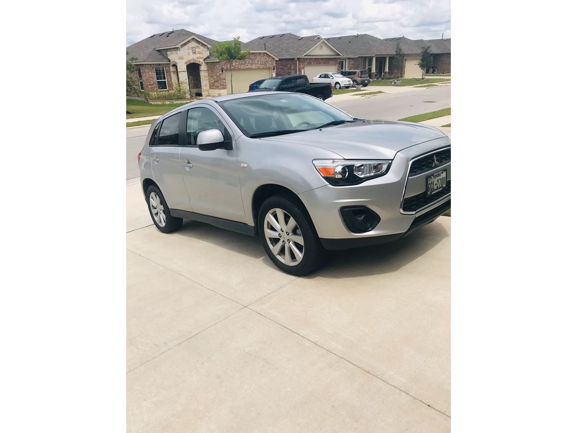 2014 Mitsubishi Outlander for sale by owner in Buda