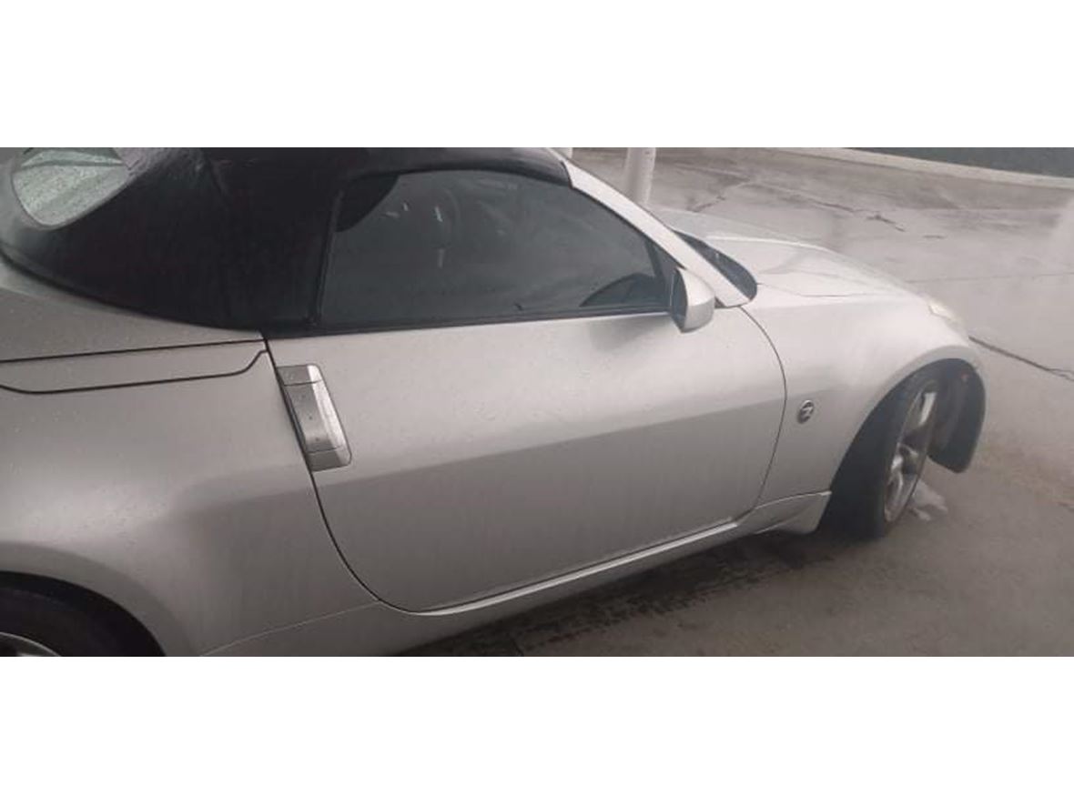 2006 Nissan 350Z for sale by owner in Sachse