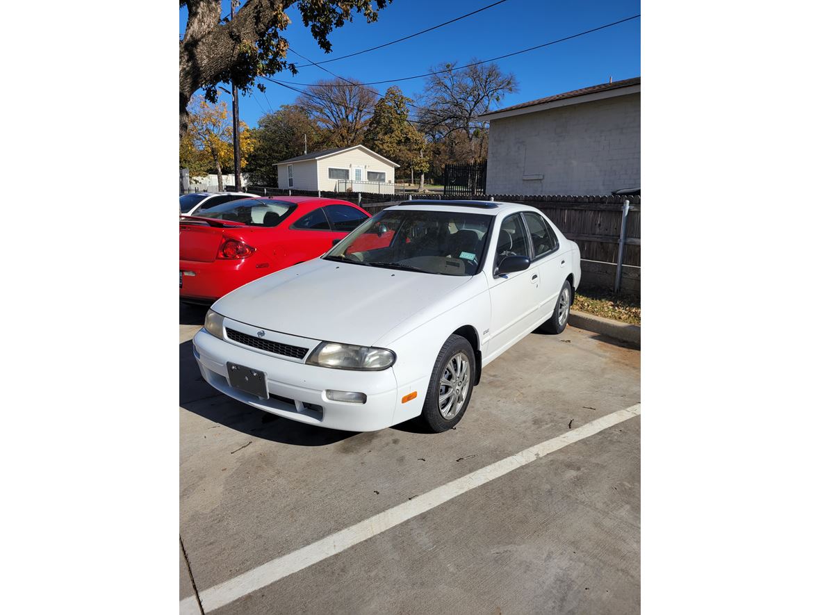 1994 Nissan Altima for sale by owner in Kennedale
