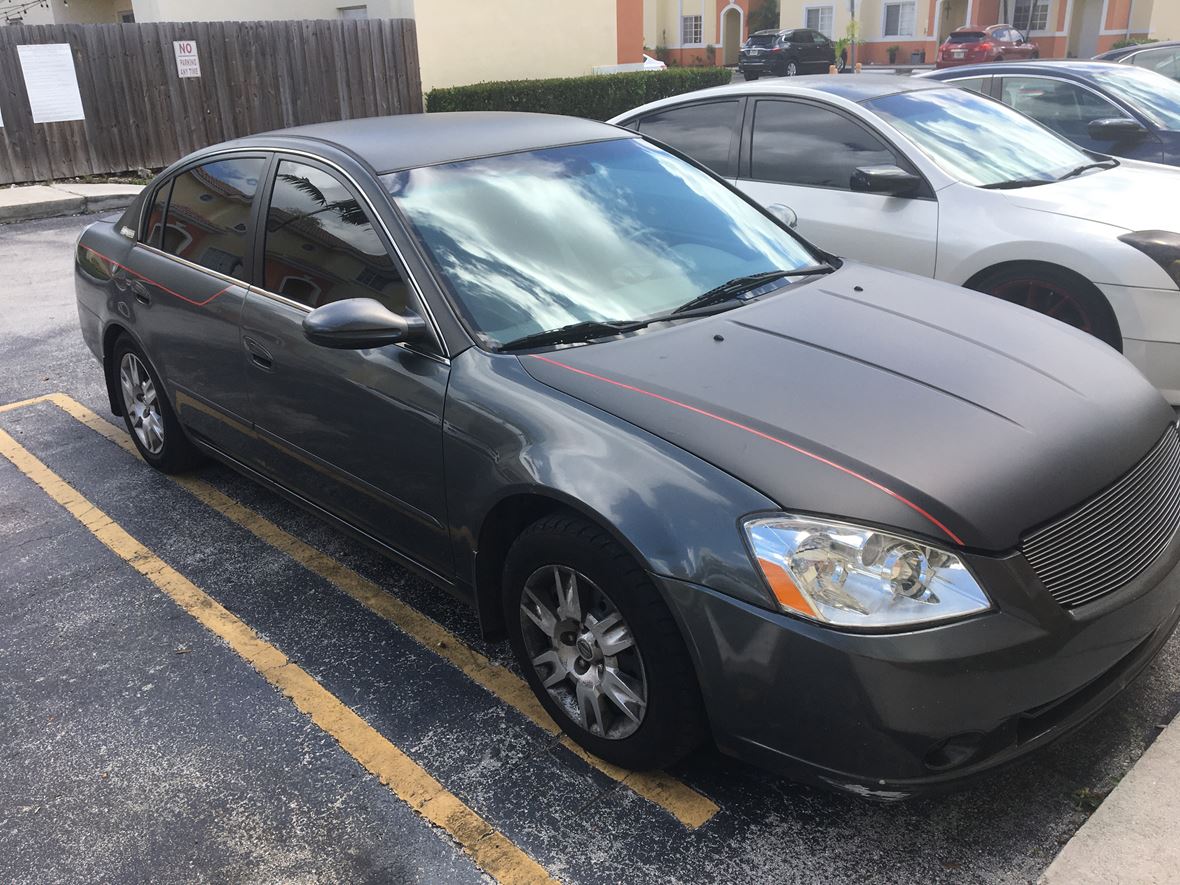 2006 Nissan Altima for sale by owner in Hialeah