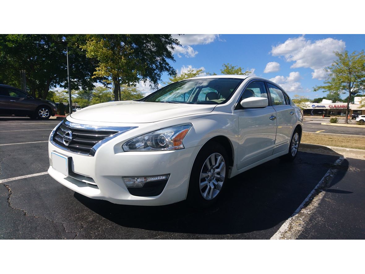 2015 Nissan Altima for sale by owner in Bartlett