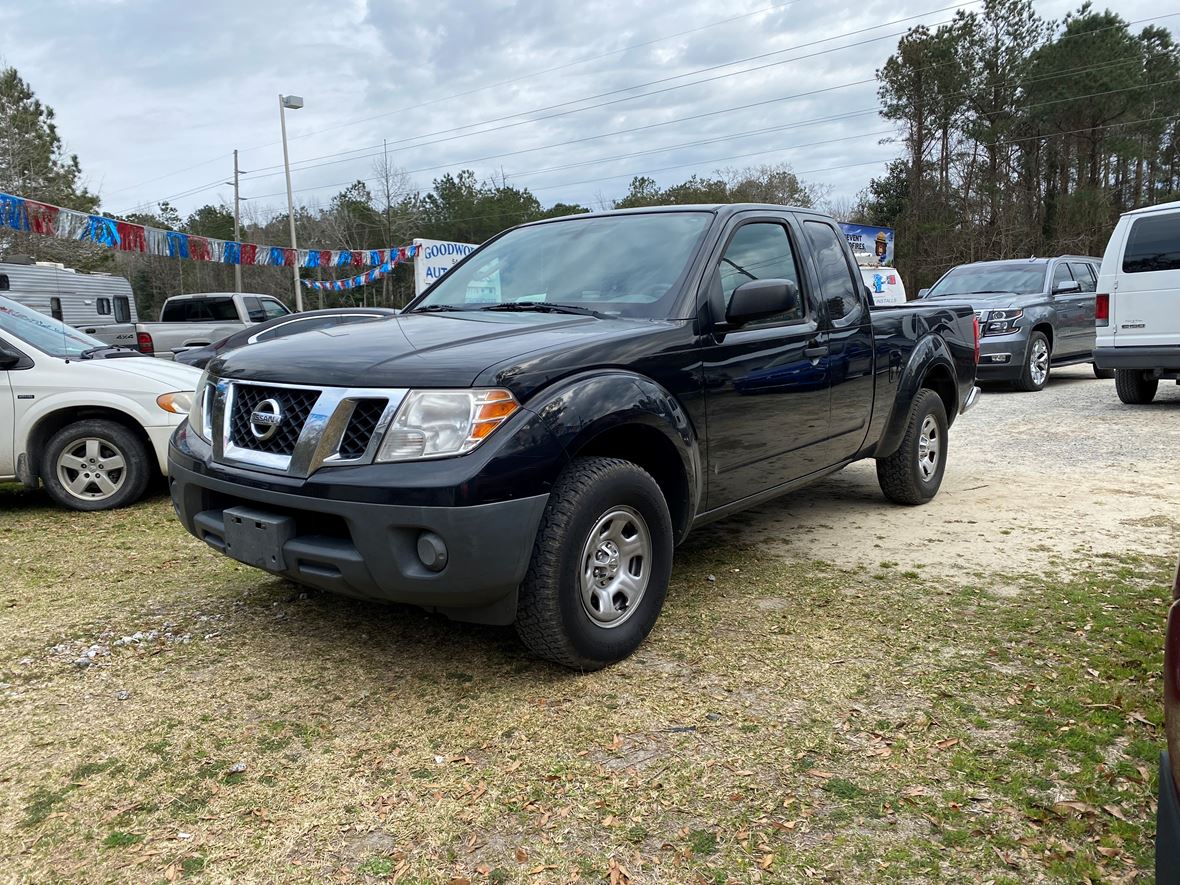 2010 Nissan FRONTIER for sale by owner in Shallotte