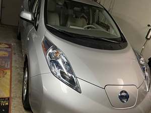 Silver 2012 Nissan Leaf